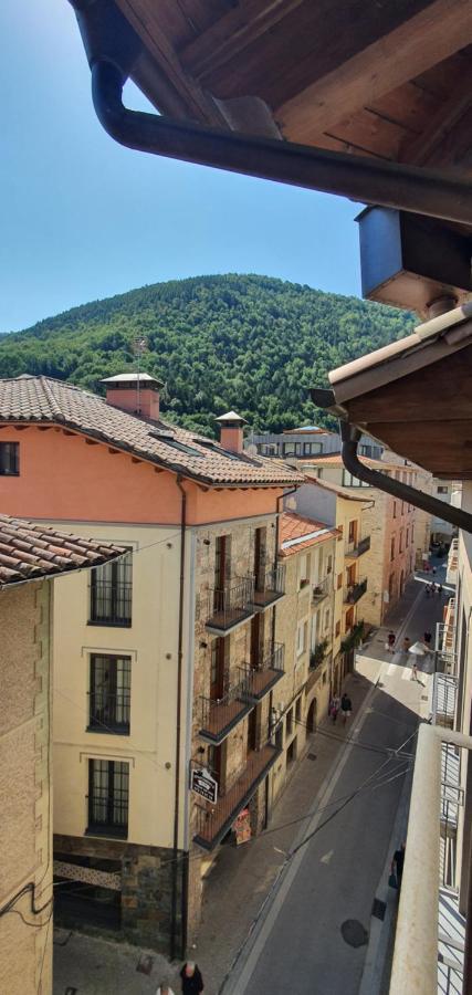 Cal Tranquil Camprodon, Acollidor Atic Al Centre Apartamento Exterior foto